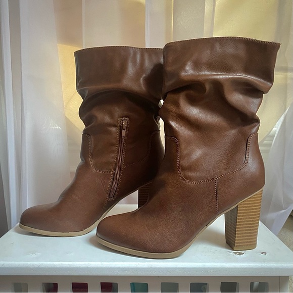 Brown Leather Ankle Boot Heels US 8 - Picture 1 of 6